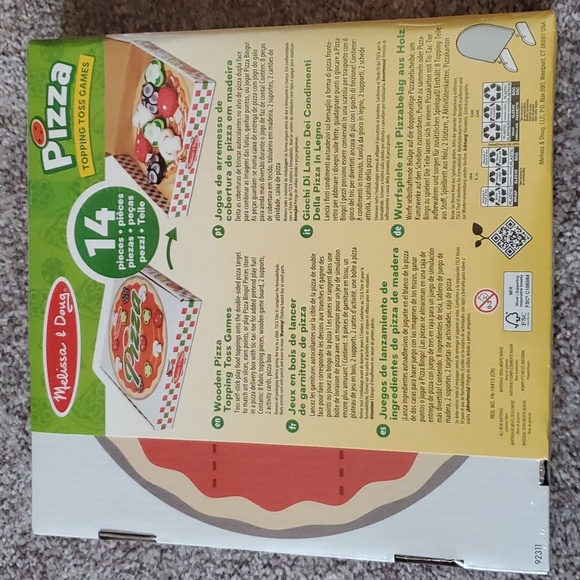 Melissa & Doug Pizza Topping Toss Game - Picture 2 of 3
